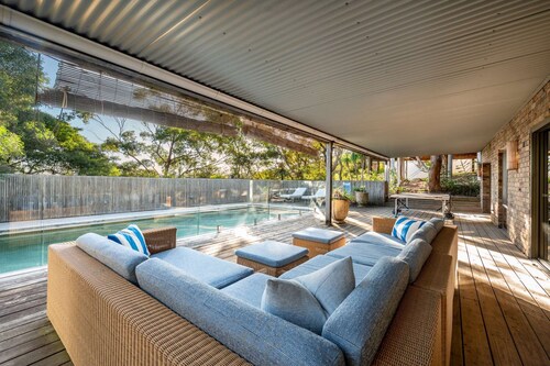 "Amana" – Ocean Views & Pool