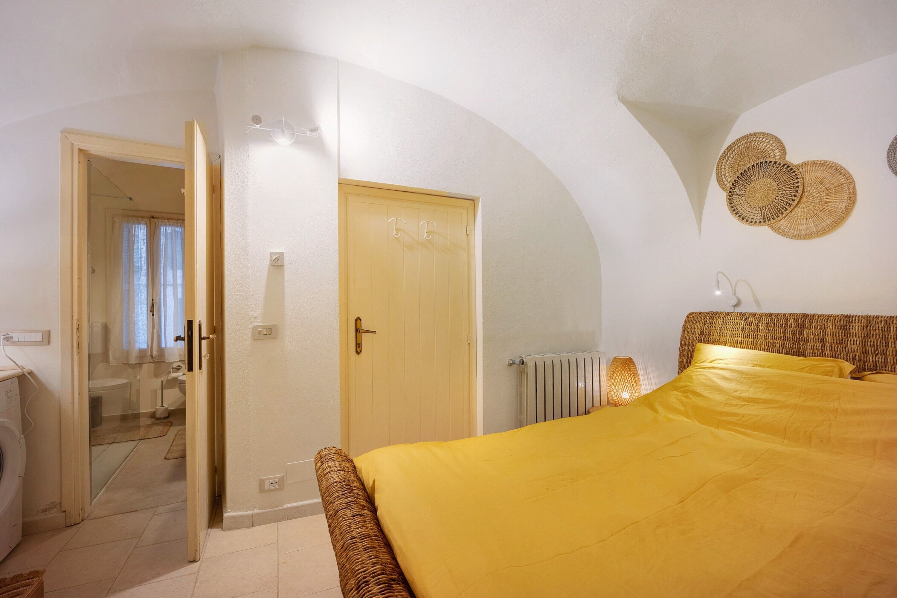 1 camera, Wi-Fi gratuito, lenzuola