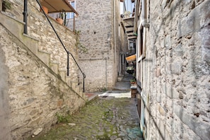 Enceinte de lâhĂ©bergement