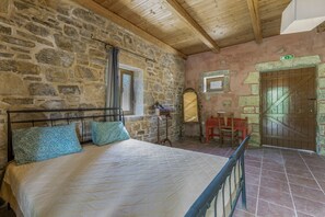 1 Schlafzimmer, Bügeleisen/Bügelbrett, kostenloses WLAN, Bettwäsche