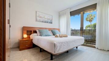 3 soverom, wi-fi (inkludert) og sengetøy