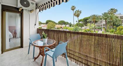 New Apartment "La Terrassa" with Sea Views, Large Terrace and Wi-Fi