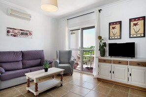 TV - Apartment 'Casa Mar' with Balcony, Wi-Fi and Air Conditioning (Conil de la Frontera)