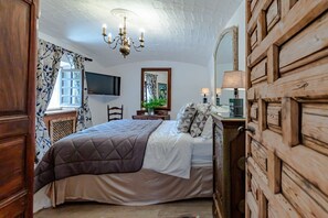10 Schlafzimmer, Bügeleisen/Bügelbrett, kostenloses WLAN, Bettwäsche