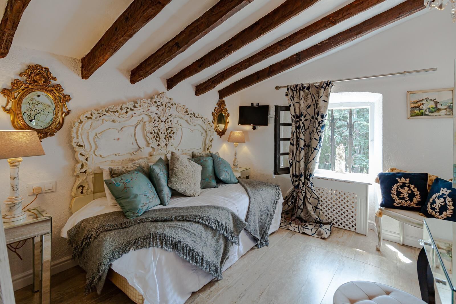 4 chambres, Wi-Fi gratuit, draps fournis