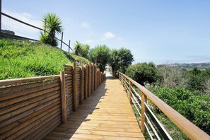 Property grounds - 'Villa ‘Flor’ with Heated Pool, Whirlpool, Wi-Fi and Air Conditioning (Salir de Matos)