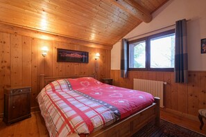 5 chambres, fer et planche à repasser, Wi-Fi gratuit, draps fournis