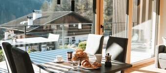 Apartment "Lodge Terrace Exclusive Large" with Mountain View & Wi-Fi