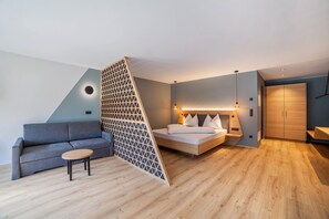 1 bedroom, free WiFi, bed sheets, wheelchair access - Studio Apartment 'Garden Lodge Exclusive One' with Mountain View, Private Terrace and Wi-Fi (Sankt Martin in Passeier)