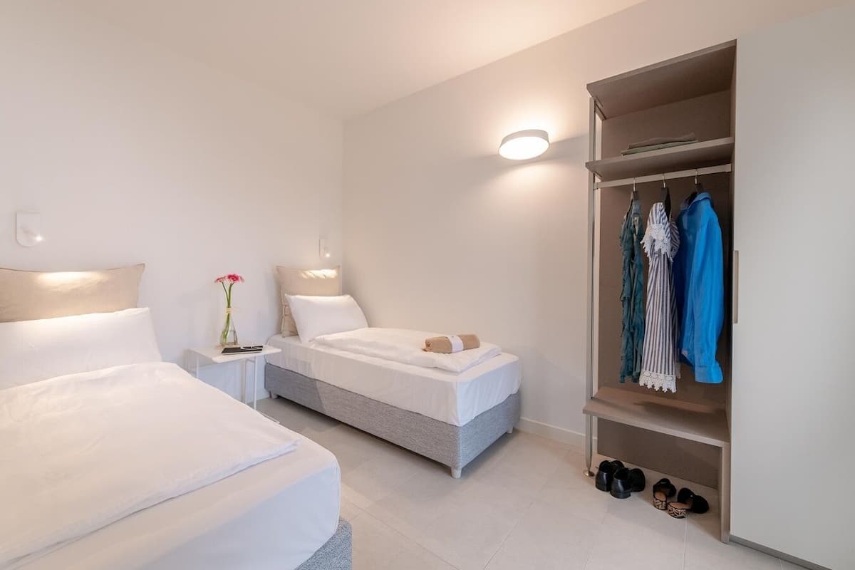 2 間臥室、低過敏寢具、客房內保險箱、遮光布/窗簾