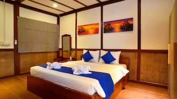 1 bedroom, minibar, desk, free WiFi