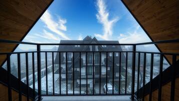 Apartment (G12) | Balcony view