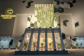 Mặt tiền nơi lưu trú