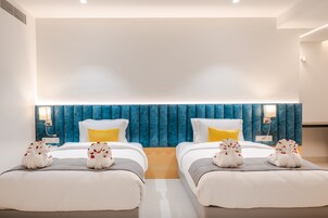 Club Room | 1 bedroom, laptop workspace, soundproofing, free WiFi