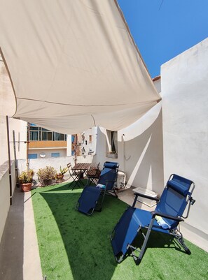 Terrace/patio - Located on a historic street in downtown (Trapani)
