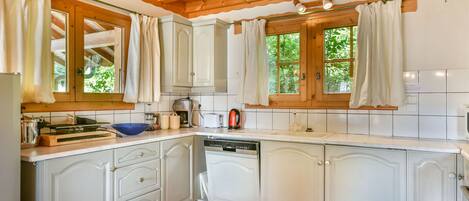 Fridge, microwave, dishwasher