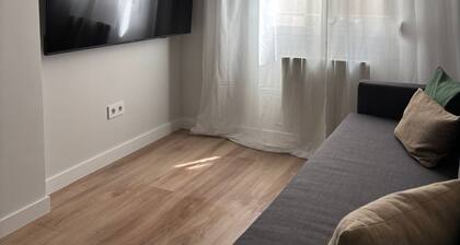 Apartamento en el Casco Antiguo de Pamplona - Ayla Las Murallas