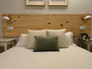 2 Schlafzimmer, Bügeleisen/Bügelbrett, Reisekinderbett, kostenloses WLAN