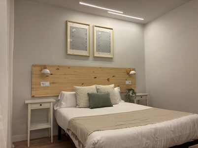 Apartamento en el Casco Antiguo de Pamplona - Ayla Las Murallas