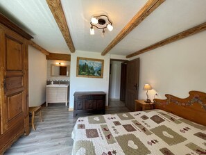 3 bedrooms, WiFi