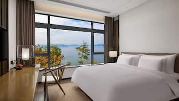 Deluxe Room, 2 Bedrooms | Down comforters, minibar, in-room safe, blackout drapes