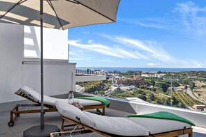 Property grounds - Oceana Views - Sun Terrace (Estepona)