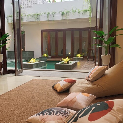 Tropical Villa in Bandung, West Java with Private Pool