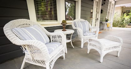 Bright 3BR Escape | Pet-Friendly