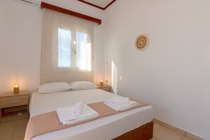 Apartment, 2 Bedrooms, Balcony | 2 bedrooms, iron/ironing board, bed sheets