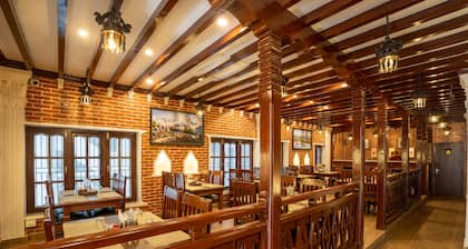 Airport Himalaya Boutique Hotel