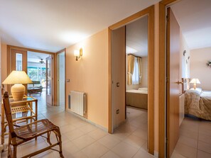 3 chambres, accès au Wi-Fi (inclus), literie fournie