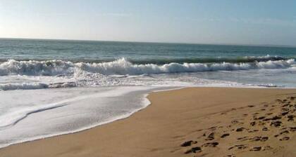 Charming House Near Beach – 6 Guests, Quiet Area, Outdoor Space, No Pets