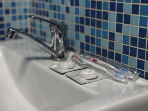 Deluxe-Doppelzimmer | Laptopgeeigneter Arbeitsplatz, Verdunkelungsvorhänge, kostenloses WLAN