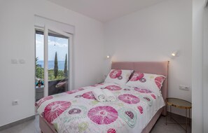 3 habitaciones, tabla de planchar con plancha y wifi gratis 
