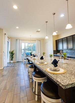 Dining - Chic and Cozy Retreat w/ Heated Pool, Stay long, Save more (Queen Creek)