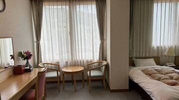 Deluxe Room, Non Smoking, Shared Bathroom | In-room safe, free WiFi, bed sheets