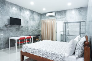 ห้องสแตนดาร์ด, เตียงควีนไซส์ 1 เตียง | ห้องเก็บเสียง, Wi-Fi ฟรี, ผ้าปูที่นอน