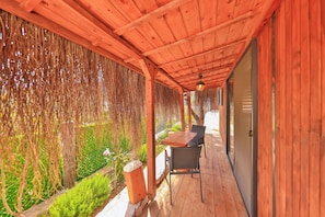 Tree House Romantique | Terrasse/Patio