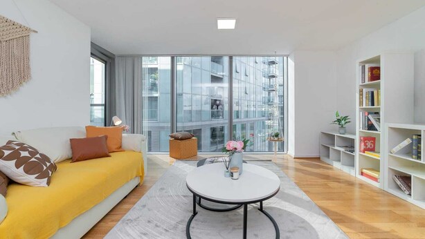 Unclassified image, 1 of 6, button - Brand New Cosy Apartment in Greenwich
 (London)