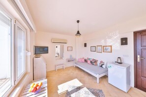 Deluxe Room with Sea View | Accès au Wi-Fi (inclus)