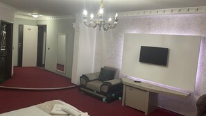 Free WiFi - Rey Hotel & Restorant  (Mavrovo)