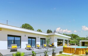 Terrace/patio - Beautiful home in Montélimar (Montélimar)