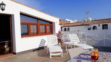 Habitación panorámica doble | Terraza o patio