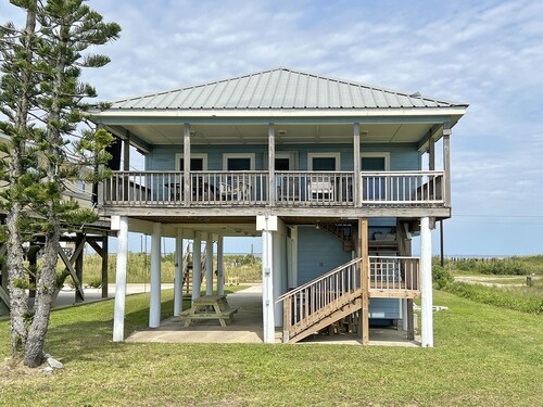 Pearly Whites  - Fishing Pier - Island Realty