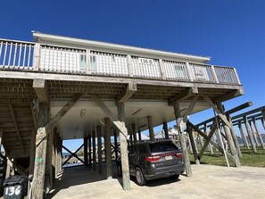 Property grounds - Point Fourchon B - Boat Access - Island Realty (Golden Meadow)