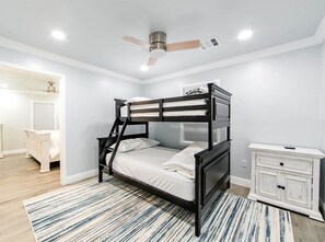 4 bedrooms, free WiFi