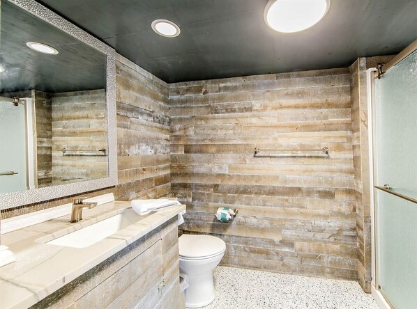 Bathtub
