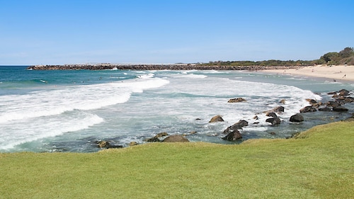 Tuscany on Tweed - Charming Dog Friendly Oasis in Tweed Heads - Min. 3 Night Stays!
