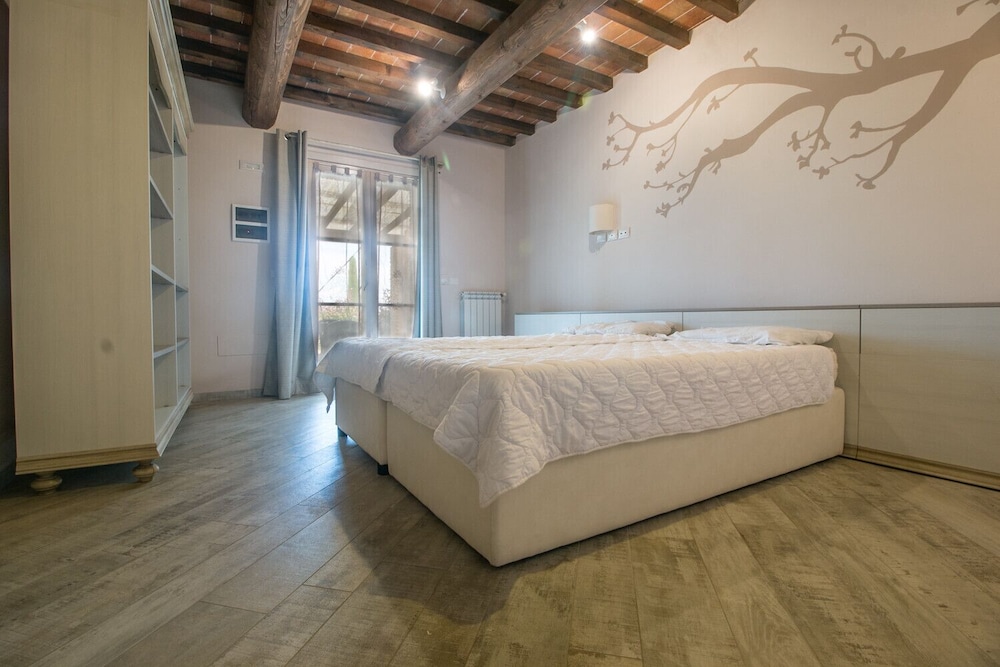 Macine , Two-bedroom Terraced House (On Two Floors) - Bolgheri