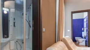 Unclassified image, 5 of 30, button - Atmosfere Milano Marittima (Cervia)
